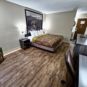 Super 8 By Wyndham Goodyear/Phoenix Area